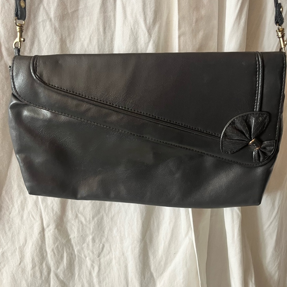 Dark grey vintage 80’s clutch shoulder bag
